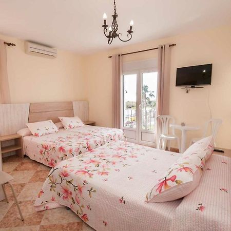 Hostal Sonrisa Del Mar Conil De La Frontera Exterior foto